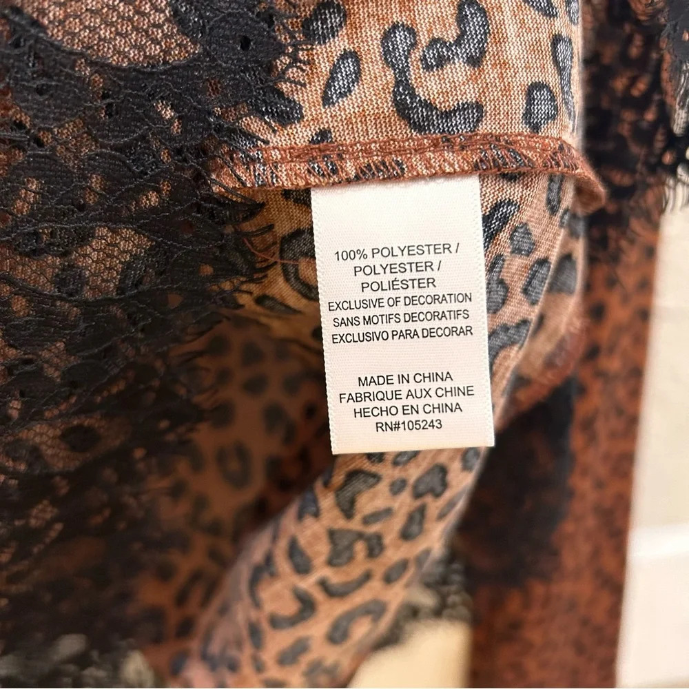 Bobeau Leopard and Lace Long Sleeve Blouse - Picture 6 of 6
